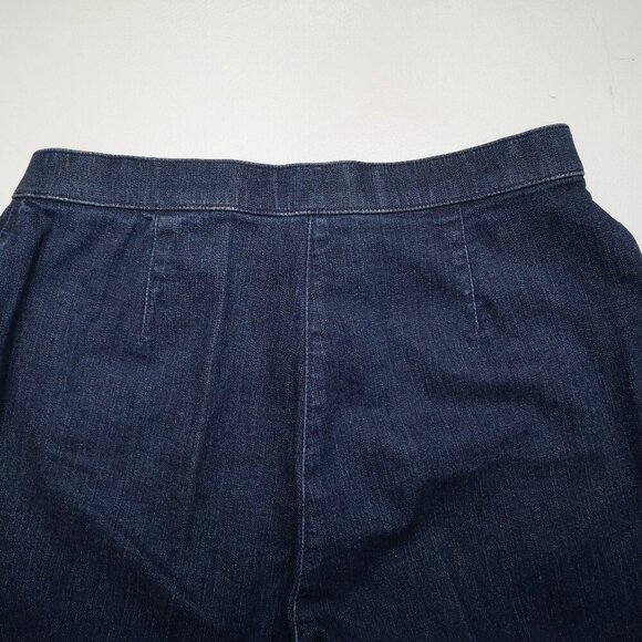 Westbound Petites Ladies Size 8P Medium Wash Straight Leg Capri Pants - Picture 10 of 11